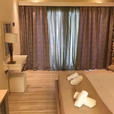 Aparthotel Marina Boutique Moraḯtika